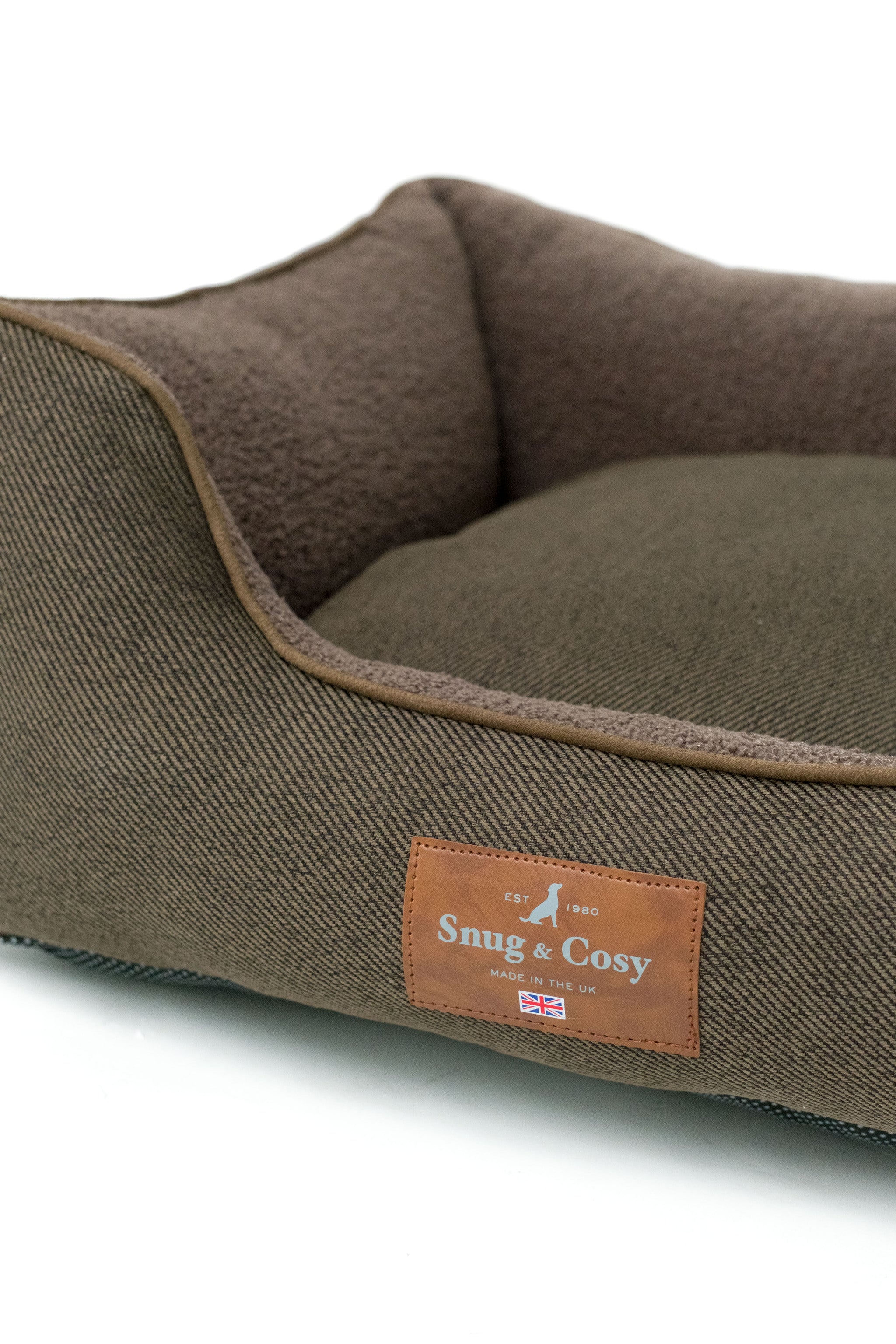 HERITAGE TWEED HIGH SIDED DOG BED