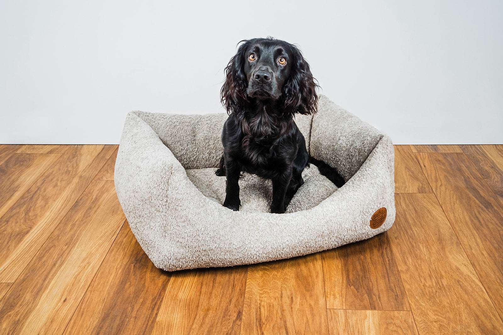 Luxury Teddy Boucle Dog Puppy Bed - Plush Pet Bed with Padded Sides - Dog Bed for dogs Snug and Cosy Pets