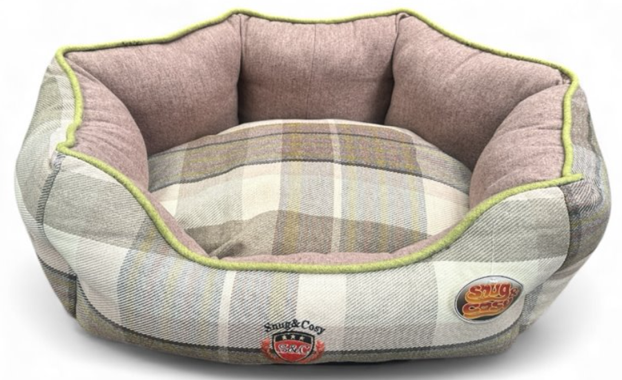 Green Check Oval Dog Bed - Plaid Country Style Washable - Dog Bed for dogs Snug and Cosy Pets